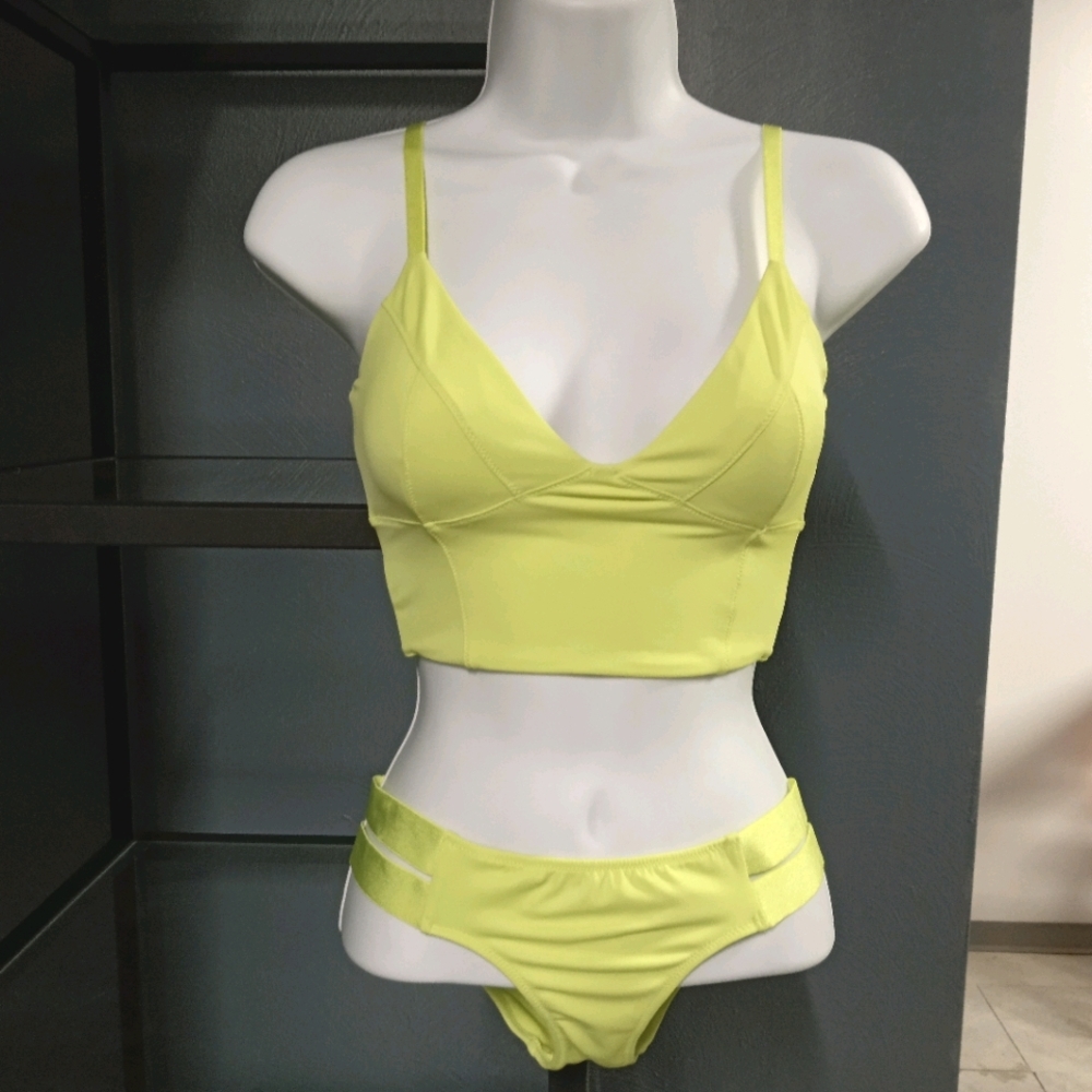 NWOT Victoria Secret Swimming Set